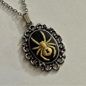 Gothic Black and Cream Spider Cameo Necklace